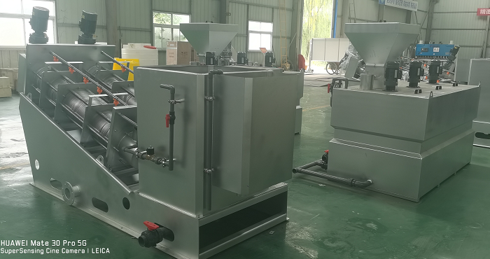 疊螺機、全自動加藥裝置加工中